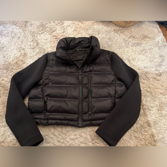 Zara Cropped Puffer - Picture 2 of 6